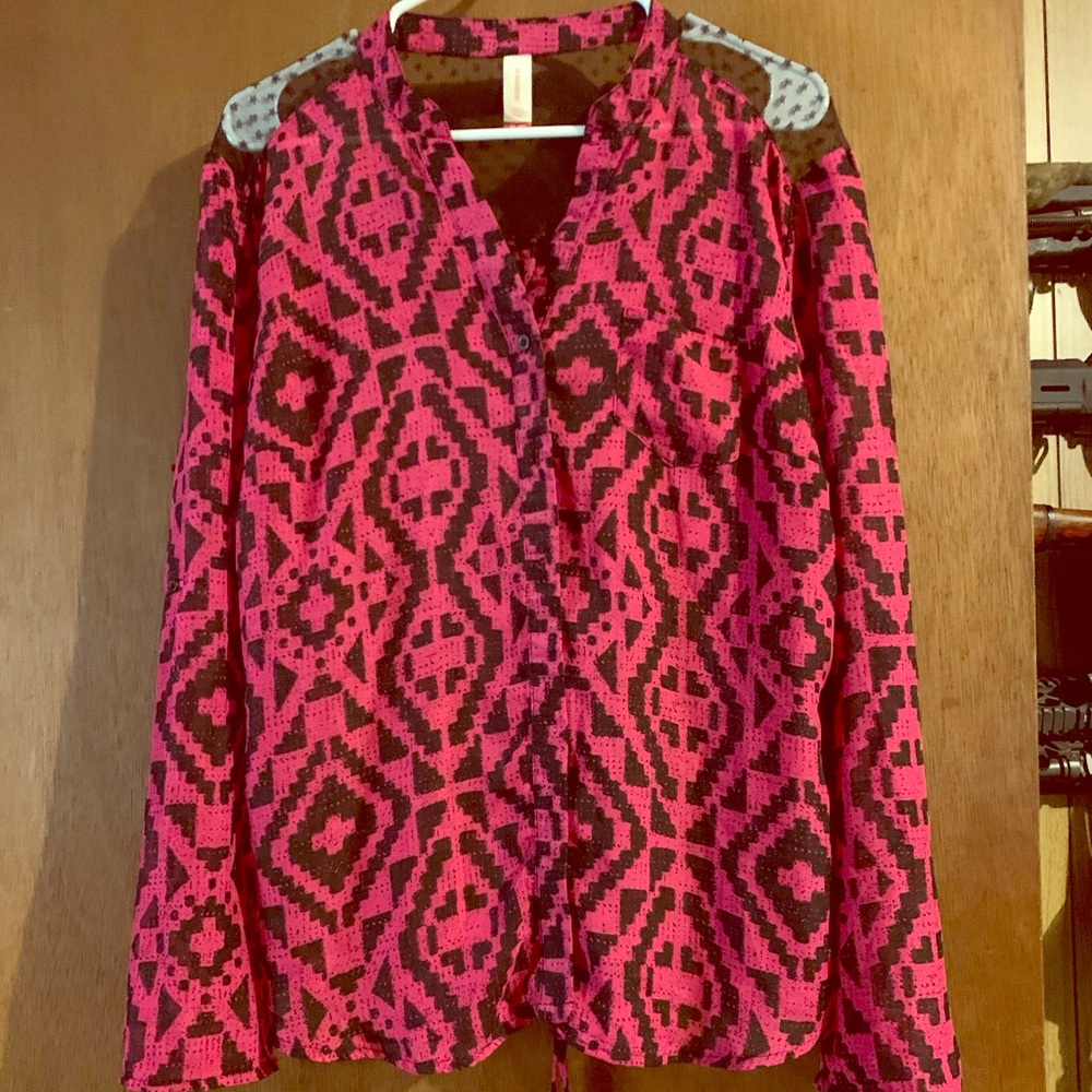 Gently used xl blouse no signs of wear